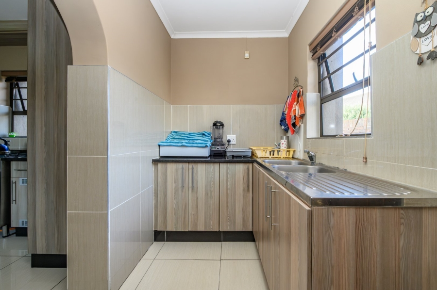 3 Bedroom Property for Sale in Kunene Park Eastern Cape